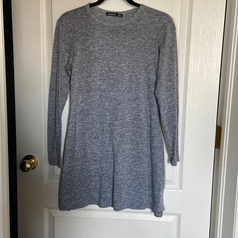 Grey Long Sleeved Dress Size 4